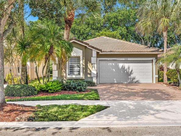 4147 Sapphire Ter, Weston FL 33331