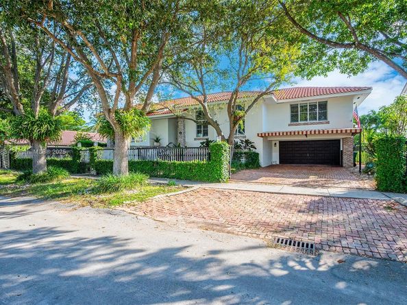 8025 SW 91st Ave, Miami FL 33173