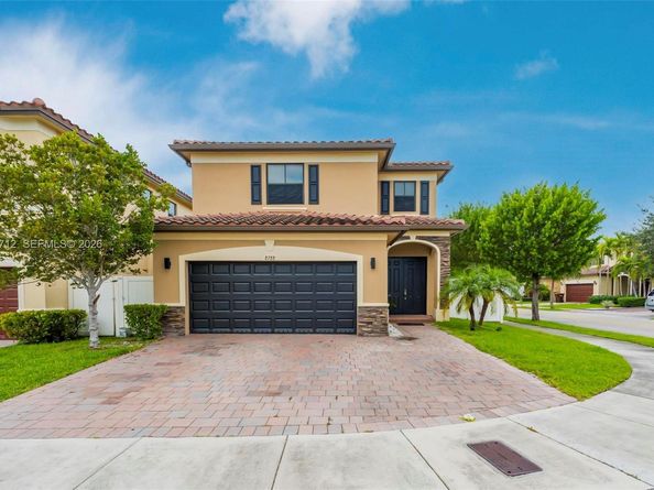 8788 W 35th Ct, Hialeah FL 33018