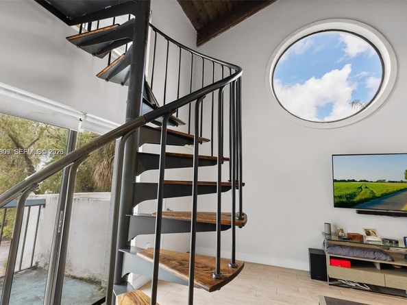 8331 SW 157th Ave 409, Miami FL 33193