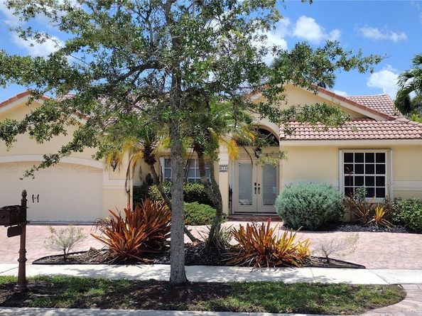 659 Verona Pl, Weston FL 33326