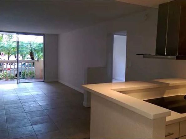 1800 Sans Souci Blvd 128, North Miami FL 33181