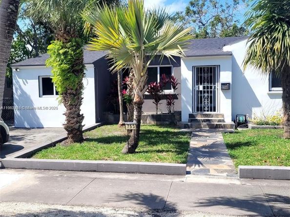 753 NE 81st St, Miami FL 33138
