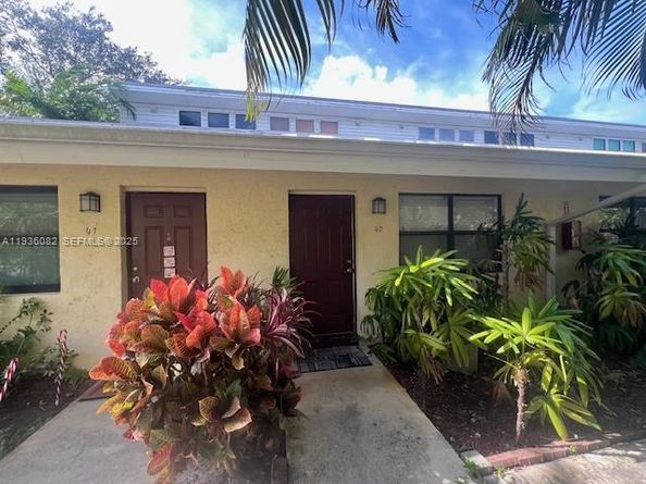 Undisclosed Address #A11936082, Fort Lauderdale FL 33304