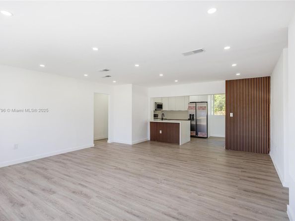 6371 Scott St, Hollywood FL 33024