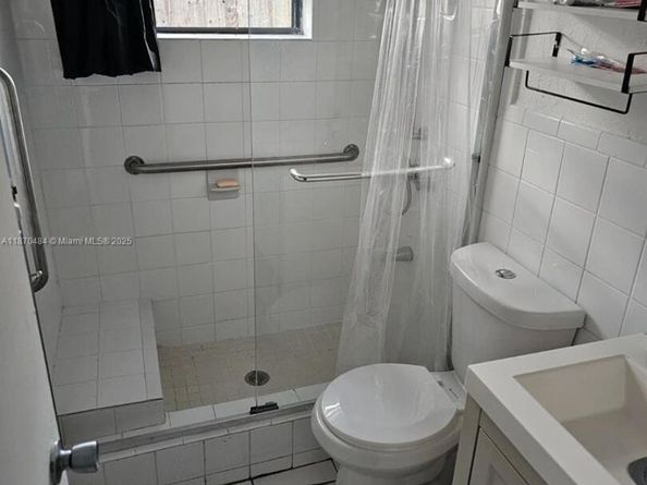 109 NW 28th Ter, Fort Lauderdale FL 33311