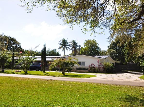 7400 SW 116th St, Pinecrest FL 33156