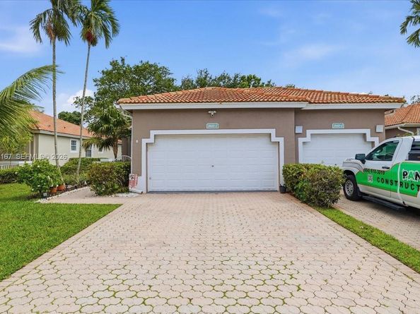 7600 S Aragon Blvd 1, Sunrise FL 33322