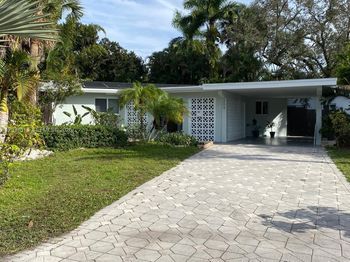 204 SW 19th Ave