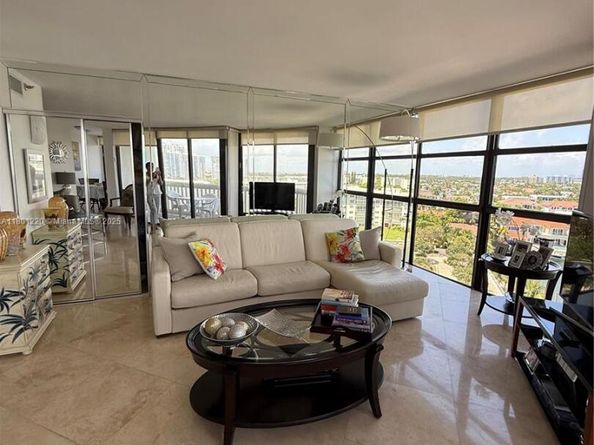 1000 Island Blvd 911, Aventura FL 33160