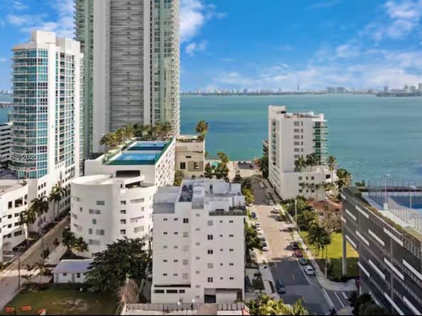 481 NE 29th St 706, Miami FL 33137