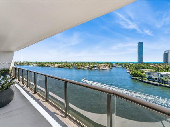 19667 Turnberry Way 8K, Aventura FL 33180