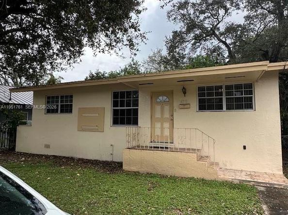 4711 NW 16th Ave, Miami FL 33142