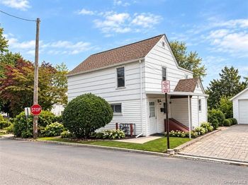 11 Lee Court