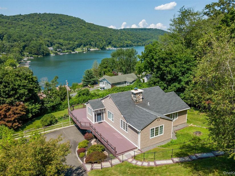 36 Sunset New Fairfield, CT Trail, New Fairfield NY 06812