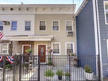 87-12 95TH Avenue