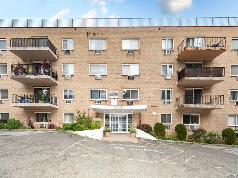 2035 Central Park Avenue AA4, Yonkers NY 10710
