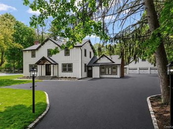 75 Centerport Road