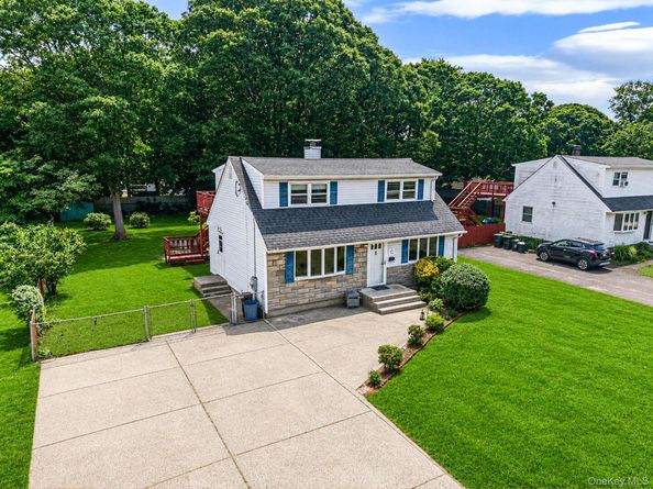 146 Dawn Drive, Centereach NY 11720