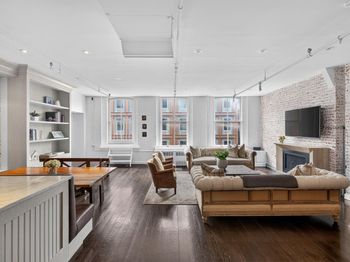 431 W Broadway