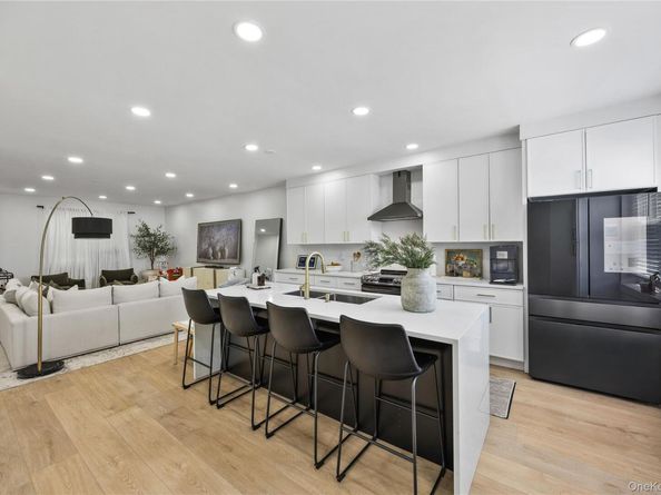 1518 Fielding Street, Bronx NY 10469