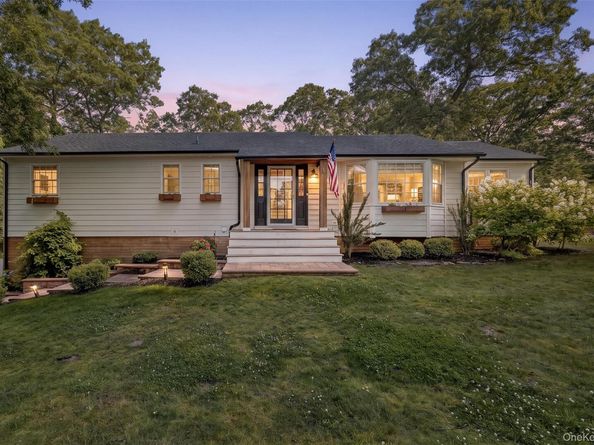 3 Russell Drive, Wading River NY 11792