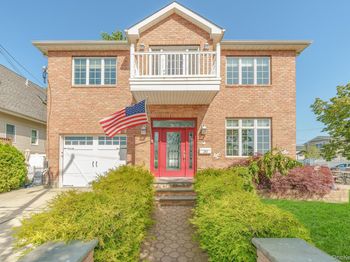30 East Boulevard