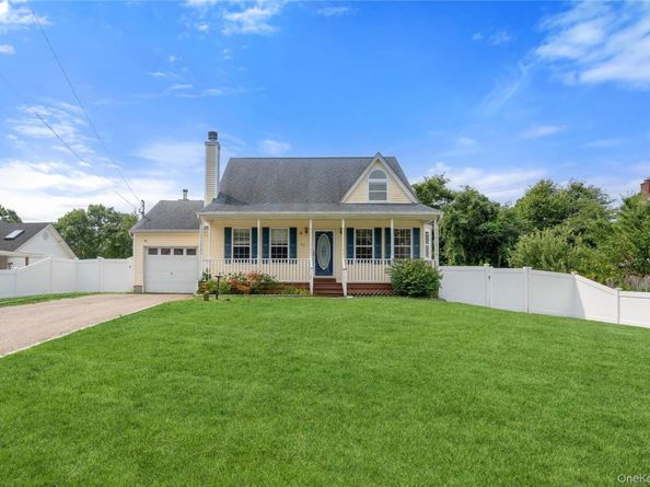 62 Lombardy Drive, Shirley NY 11967