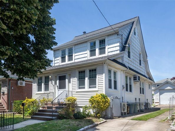 15719 13th Avenue, Whitestone NY 11357