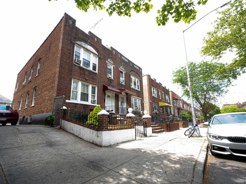 35-46 92nd Street, Jackson Heights NY 11372