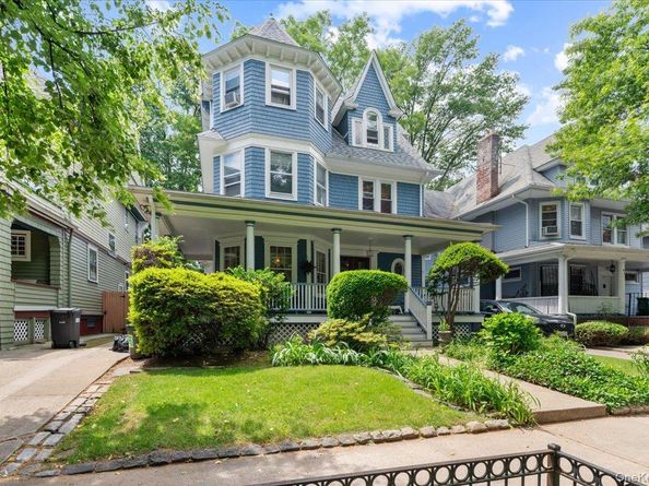 644 E 24th Street, Brooklyn NY 11210