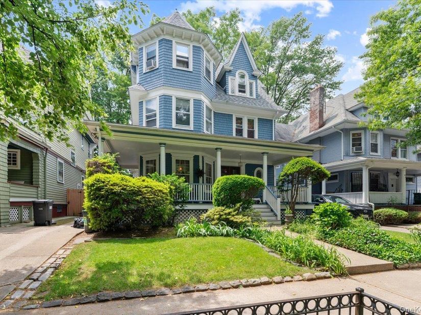 644 E 24th Street, Brooklyn NY 11210