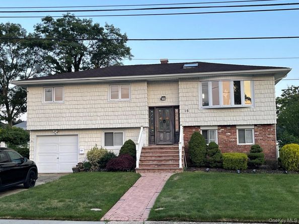 16 Espie Lane, North Babylon NY 11703