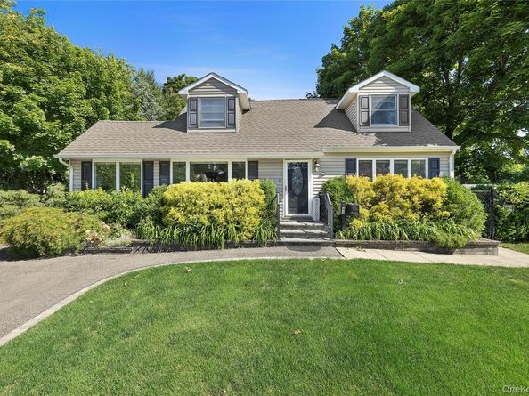41 Marvin Drive, Kings Park NY 11754