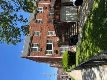 819 Midwood Street