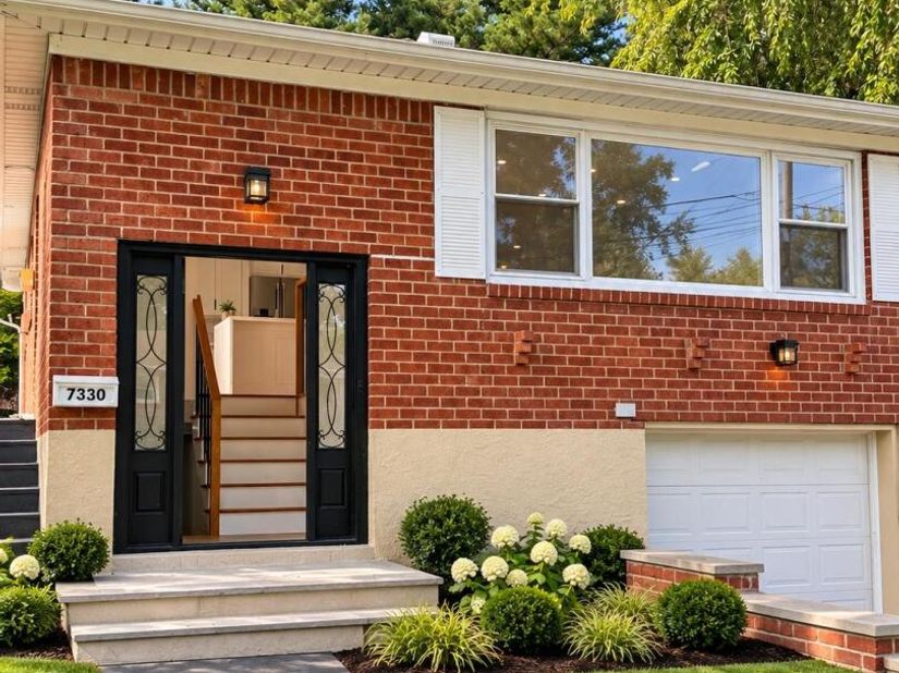 7330 244th Street, Little Neck NY 11362