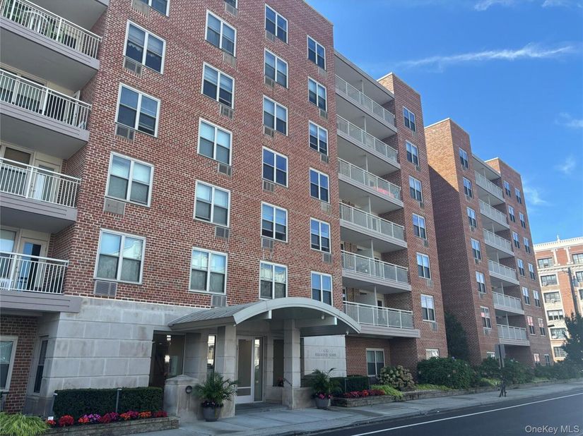 410 E. Broadway 3S, Long Beach NY 11561