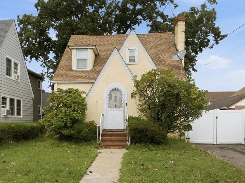 179 Crowell Street, Hempstead NY 11550