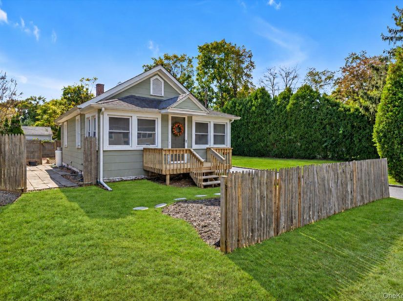 8 Rockne Street, Huntington NY 11743