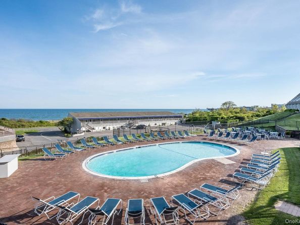 727 Old Montauk Highway 224, Montauk NY 11954