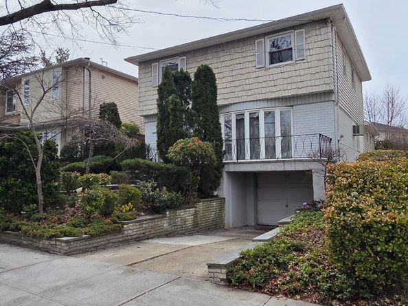 57-18 hewlett Street, Little Neck NY 11362