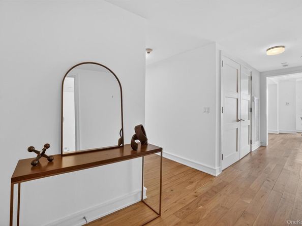 5 Renaissance Square 10G, White Plains NY 10601