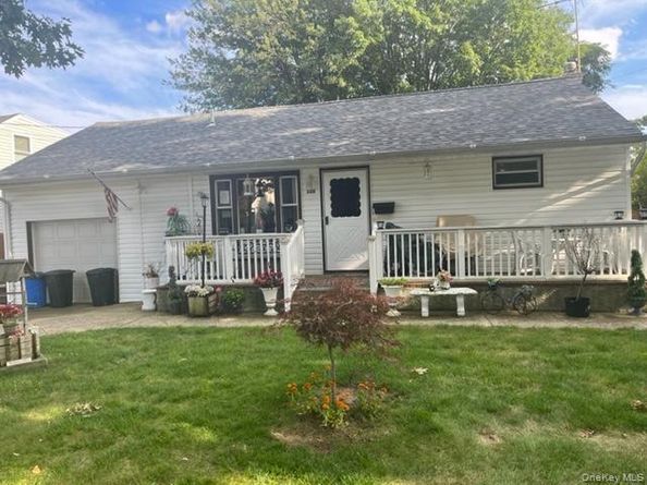 330 florida Avenue, Copiague NY 11726