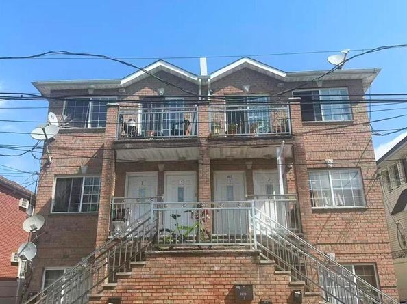 80-29 57th Street, Glendale NY 11385