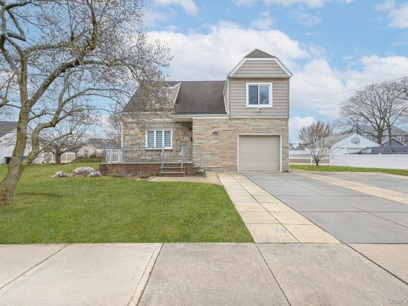 100 Morris Parkway, Valley Stream NY 11580