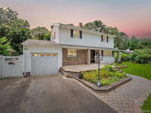 8 Brenner Road, Coram NY 11727