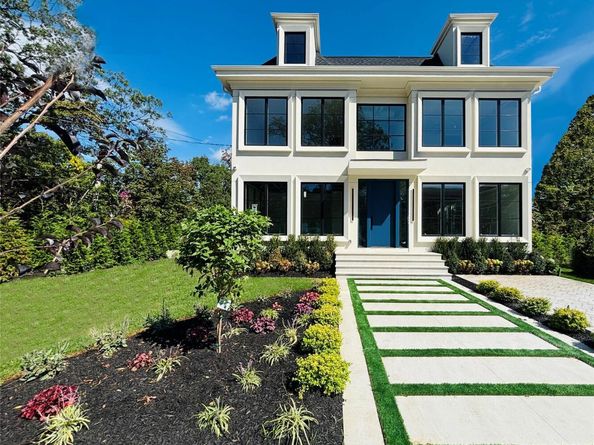 136 Park Street, Woodmere NY 11598