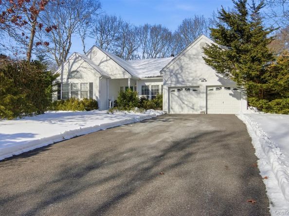 5 Wood Hollow Drive, Westhampton NY 11977
