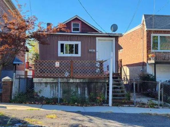 12412 7th Avenue, College Point NY 11356