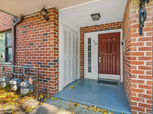 7129 Sutton Place 3, Fresh Meadows NY 11365